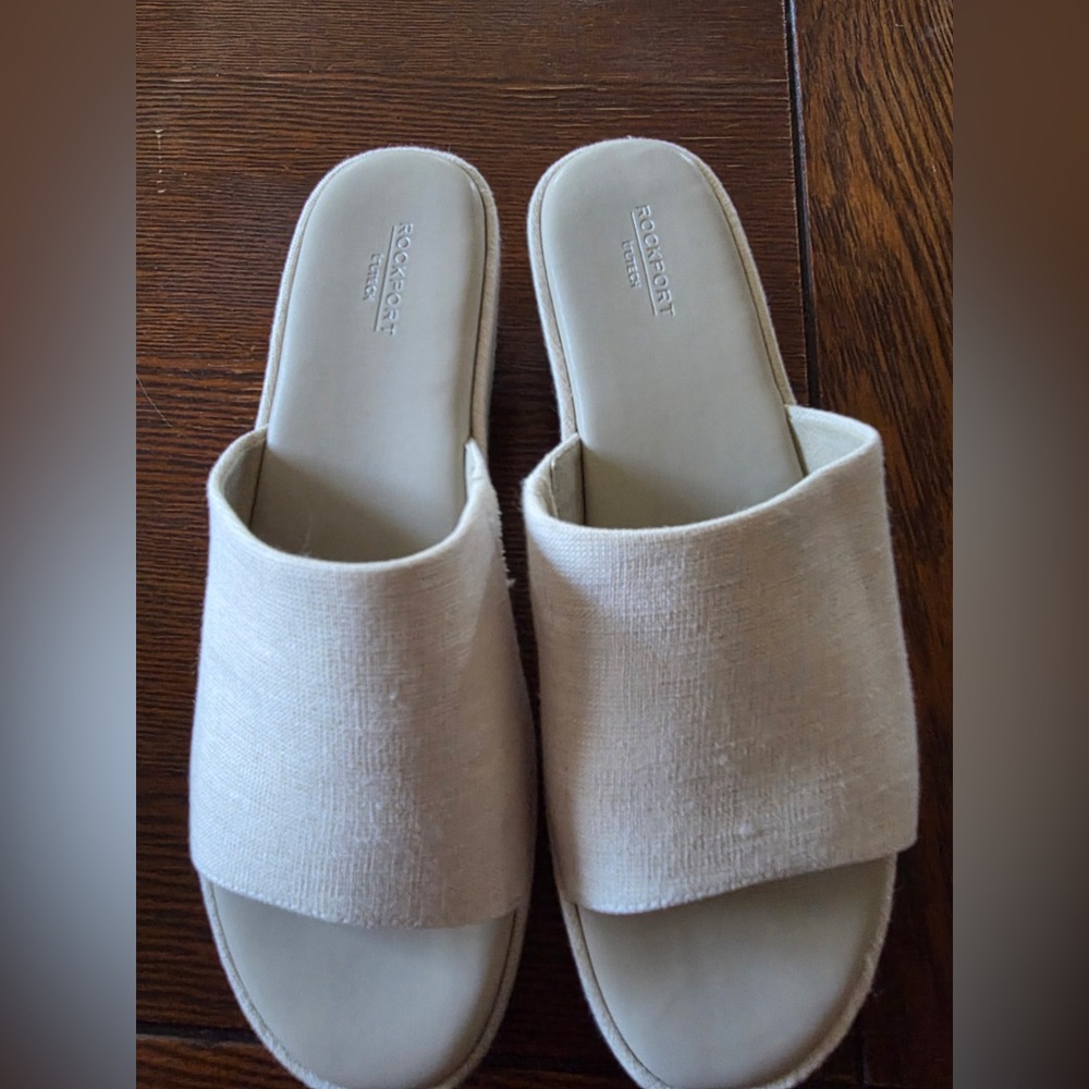 Rockport Women's Beige Mules